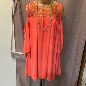 🛝⬇️ Free 2 Luv Coral Lace Women's Blouse